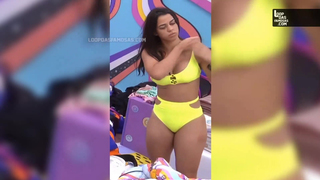 BBB22: Larissa Tomásia pagou peitinho