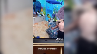 BBB23: Paula Freitas pagando peitinho