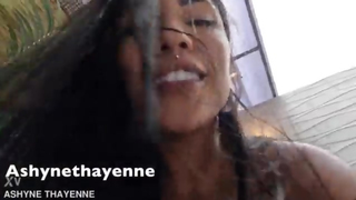 Ashyne Thayanne quicando e gemendo!!! Aumenta o som!!!