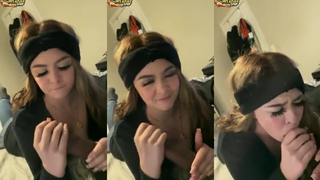 Garota novinha chupando...
