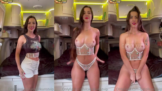 Videos da Carol Kunst Coelhinha da Playboy