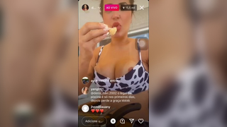 Videos gratis Deolane Bezerra pagou peitinho em live no Instagram