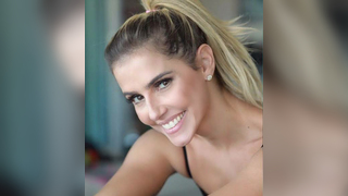 Deborah Secco transando gostoso