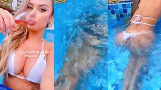 Amanda França mostrando a buceta na piscina