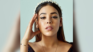 Danna Paola da serie Elite dando a buceta
