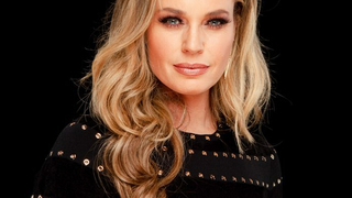 Rebecca Romijn nua no filme - Femme Fatale