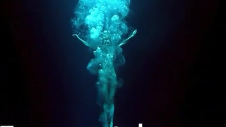 Rebecca Romijn nua no filme - Femme Fatale