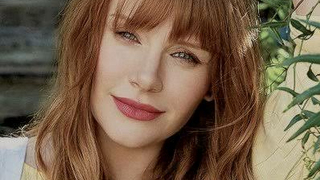 Bryce Dallas atriz de Jurassic World dando para negão