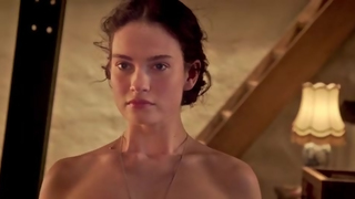 Lily James transando
