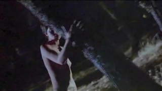 Nastassja Kinski apareceu peladinha no filme - Cat People