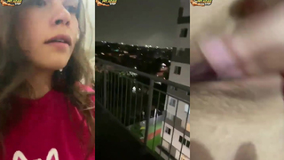 [Bizzarro] Novinha se masturba durante terremoto enquanto reza o Pai Nosso!