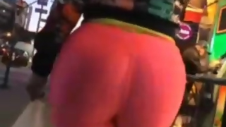 Calça colada