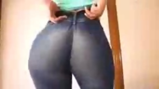 Rabuda calça colada