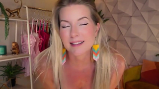 Kat Wonders 1