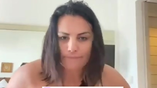Marcia imperator sentada