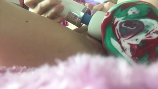 CLARAKITTY SQUIRTING ON DILDO