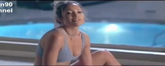 Jennifer Lopez sexy yoga