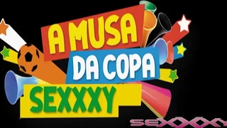 CamGirl foi tentar jogar bola com negao e acabou dando a buceta