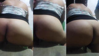 esposa puta se exibindo rebolando