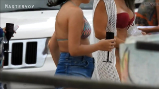 beach_voyeur_0111_720p