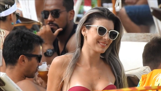 beach_voyeur_0111_720p