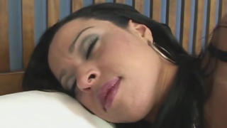 Puta da bunda tatuada entrou na pica