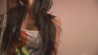 Kamilla18.com - Kamilla (Wet Hand - Rail Ride)