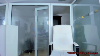 Loira do corpo perfeito