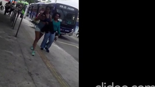 Morena Gostosa Saindo da Academia