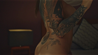 Aurora 3 — sensual, ensaio