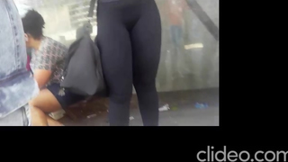 Morena de legg marcando o bucetão