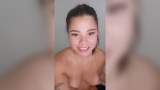 Gozou lindamente a novinha