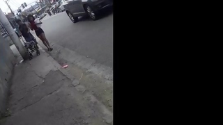 Olha o shortinhos que a esposinha saiu na rua