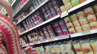 Branca Rabuda e gostosa no mercado
