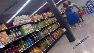 Milf com bundão ????