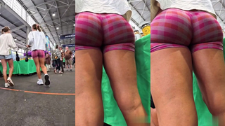 provocando a gente com este shortinhos safado