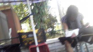 Vendedora ambulante muito gostosa (1)