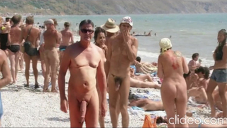 Ric flashing cock with milfs