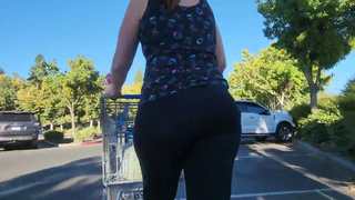 Olha que balançada de rabo