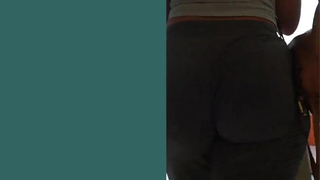 PYT LATINA se mexendo com aquela bunda redonda e saudável ????????????????
