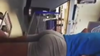 Bunda gostosa, sabia que estava sendo gravada