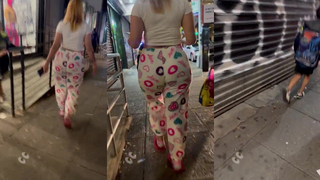 Como ela meche o rabão gostoso