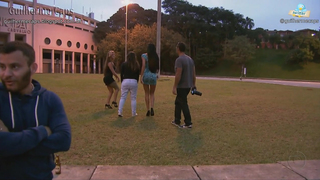 Lorena Bueri e Sabrina Torres - Profissão Repórter 2012