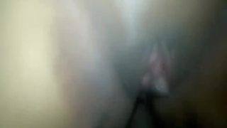 NOVINHA GEMEDEIRA PEDINDO PRA BOTAR NO CUZINHO COM FORÇA