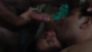 DIVIDINDO COM O CORNO