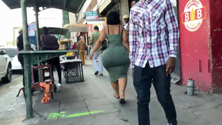 peitos naturais????todo mundo estava olhando para aquela bunda