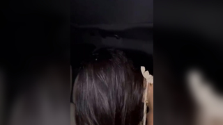 Bia Mirando Dando A Bucetinha Dentro Do Carro