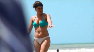 Milf sincera na praia