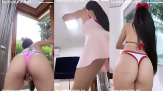 Pack Juliana Bonde sem calcinha apertando a bucetinha | @goticasvazadinha_bot