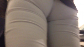 Calça Atolada no rabo da casada (2)